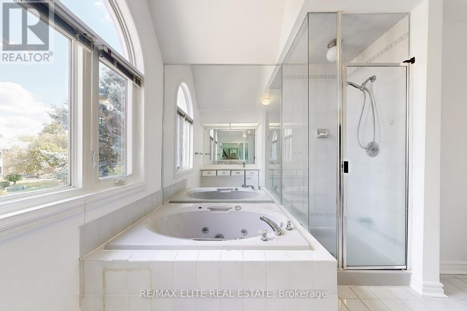 48 John Button Boulevard, Markham, Ontario  L3R 9A6 - Photo 16 - N12522550