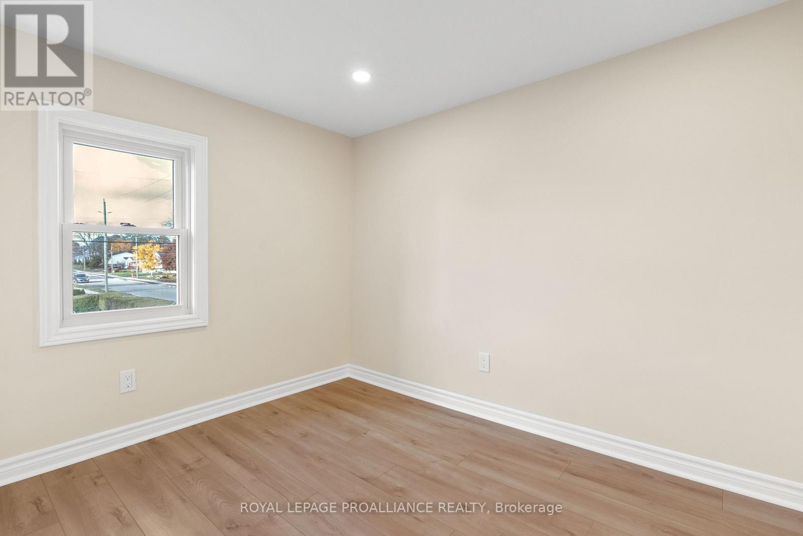 97 Donald Street S, Belleville, Ontario K8P 2J6 - Photo 18 - X12523940