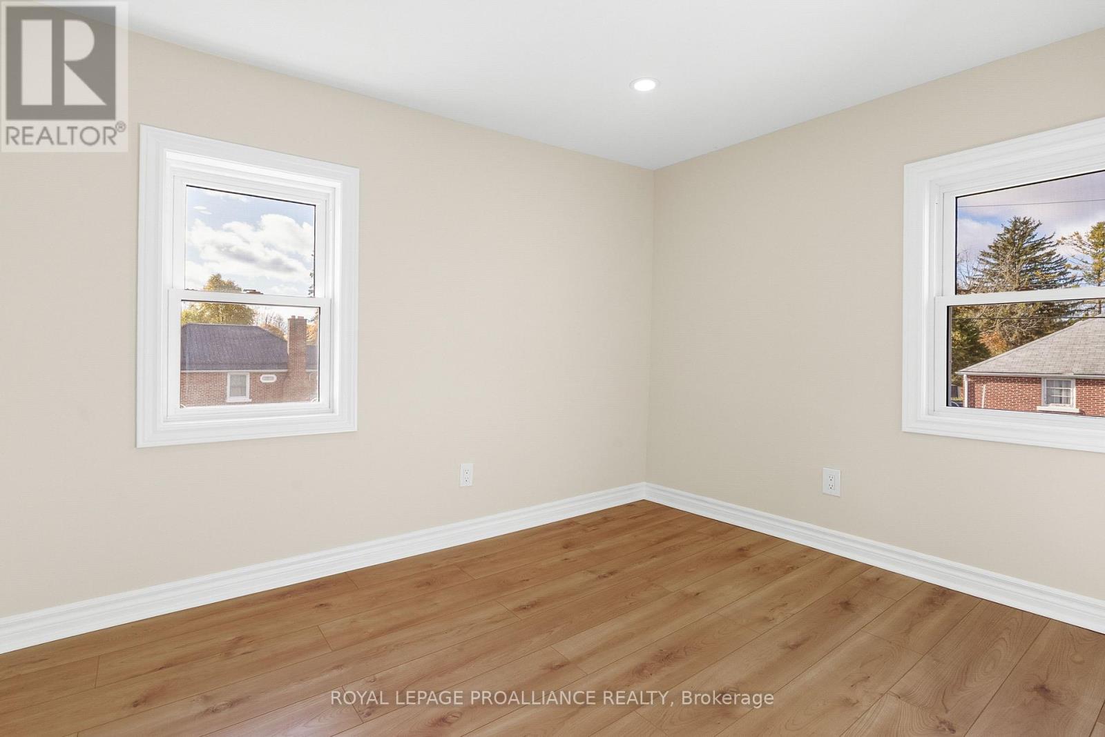 97 Donald Street S, Belleville, Ontario K8P 2J6 - Photo 20 - X12523940