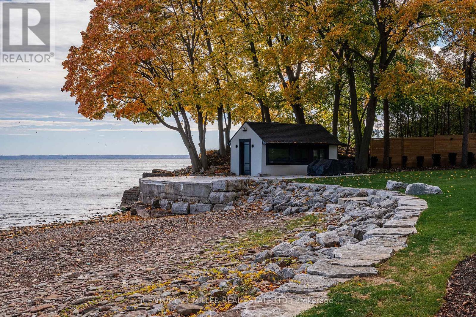 121 Edgecliffe Place, Burlington, Ontario  L7L 3Z2 - Photo 43 - W12522546