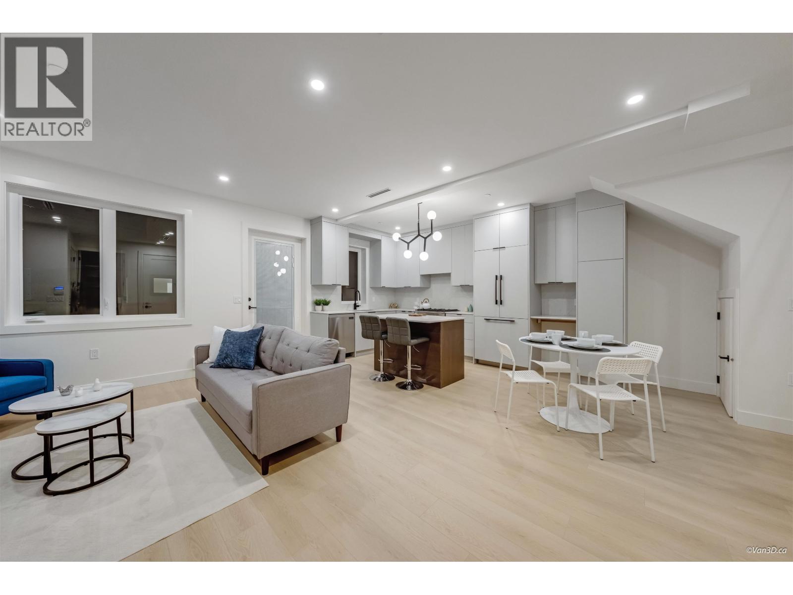 3 6730 Heather Street, Vancouver, British Columbia  V6P 3P4 - Photo 2 - R3065395