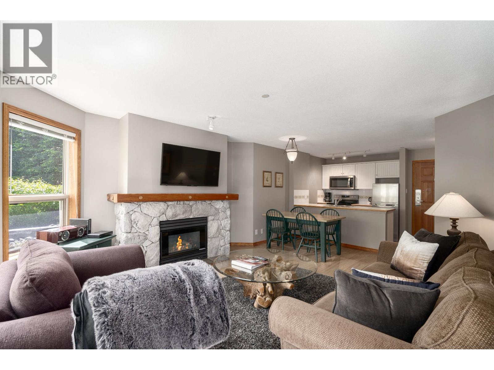 243 4800 Spearhead Drive, Whistler, British Columbia  V0N 1B4 - Photo 21 - R3065810