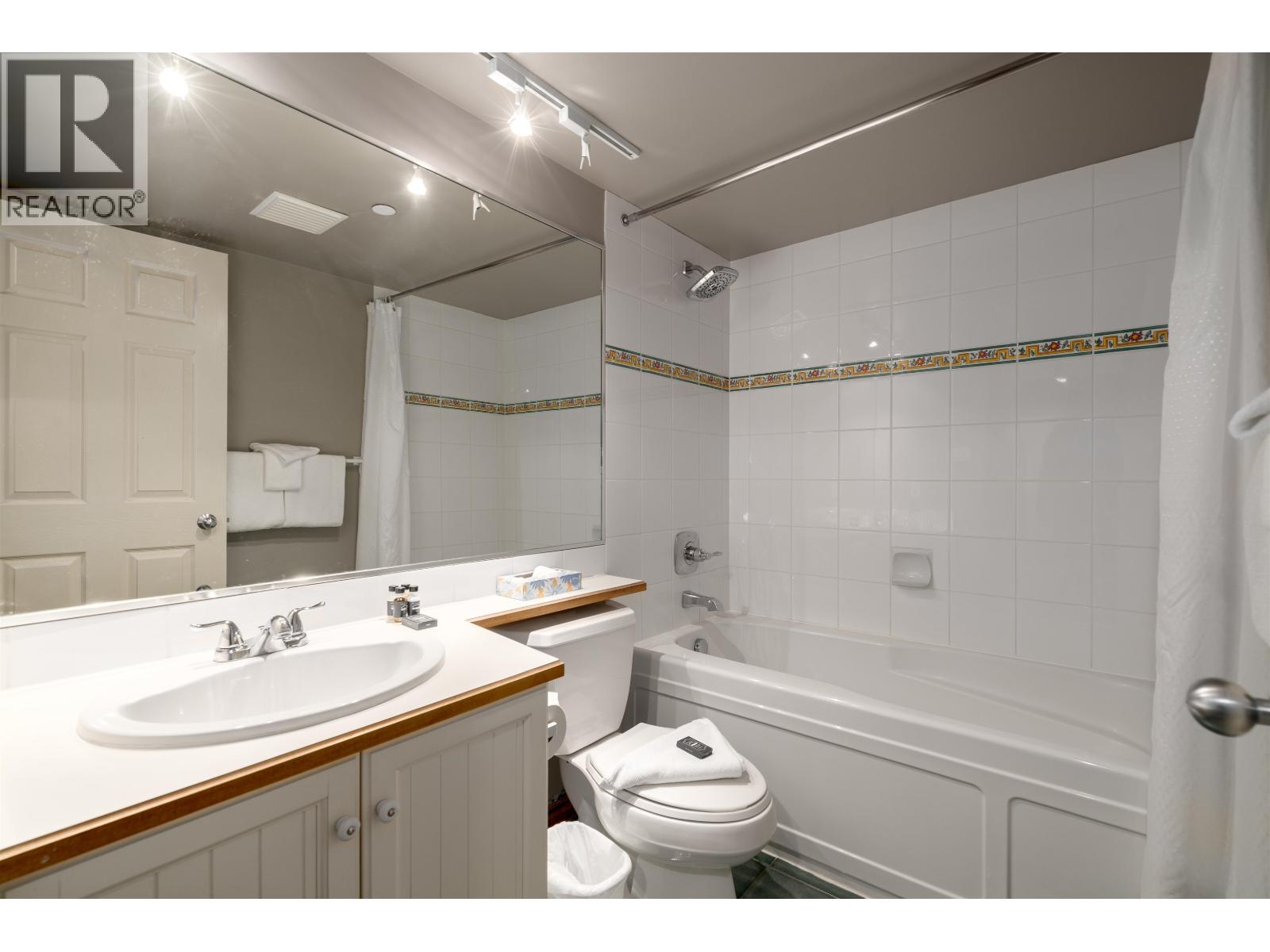 243 4800 Spearhead Drive, Whistler, British Columbia  V0N 1B4 - Photo 29 - R3065810