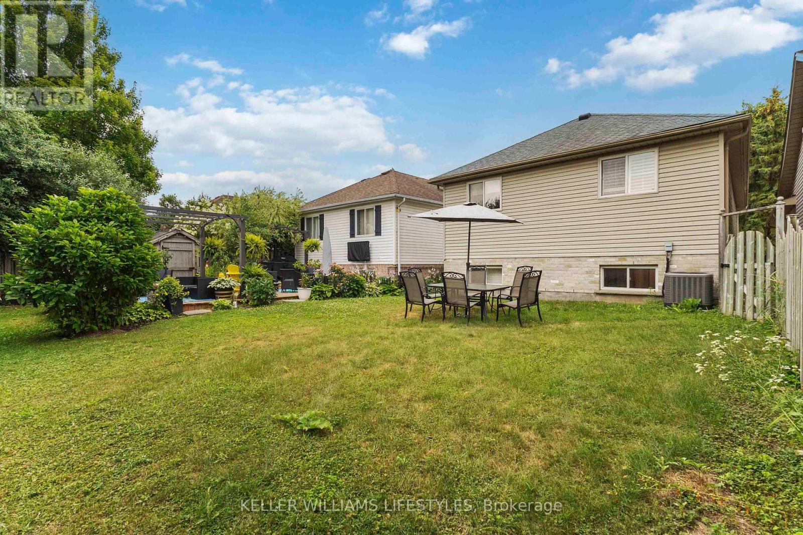 394 Brookhaven Place, London East, Ontario  N5Y 5N5 - Photo 39 - X12523952