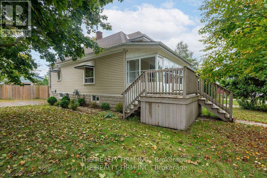 1279 YORK STREET, London East, Ontario