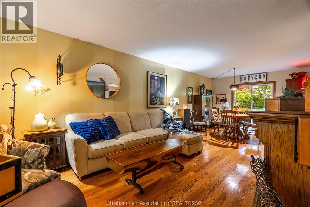 112 Goldpark Road, Chatham, Ontario N7L 4Y1 - Photo 4 - 25028031