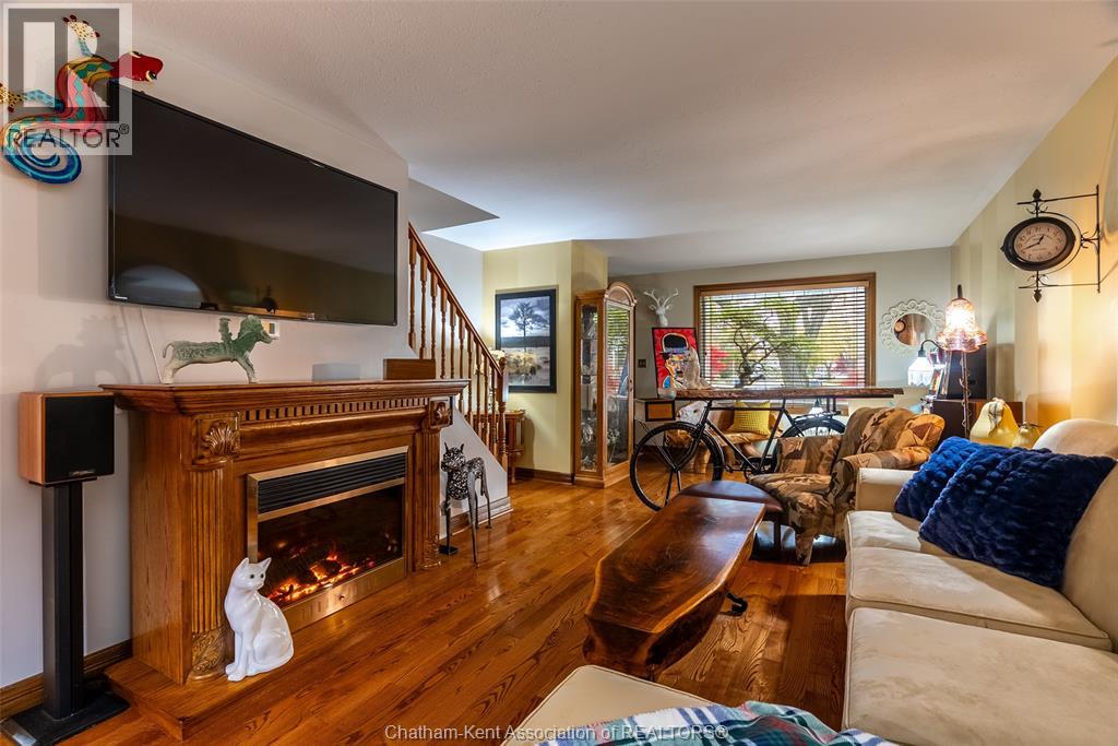 112 Goldpark Road, Chatham, Ontario N7L 4Y1 - Photo 5 - 25028031