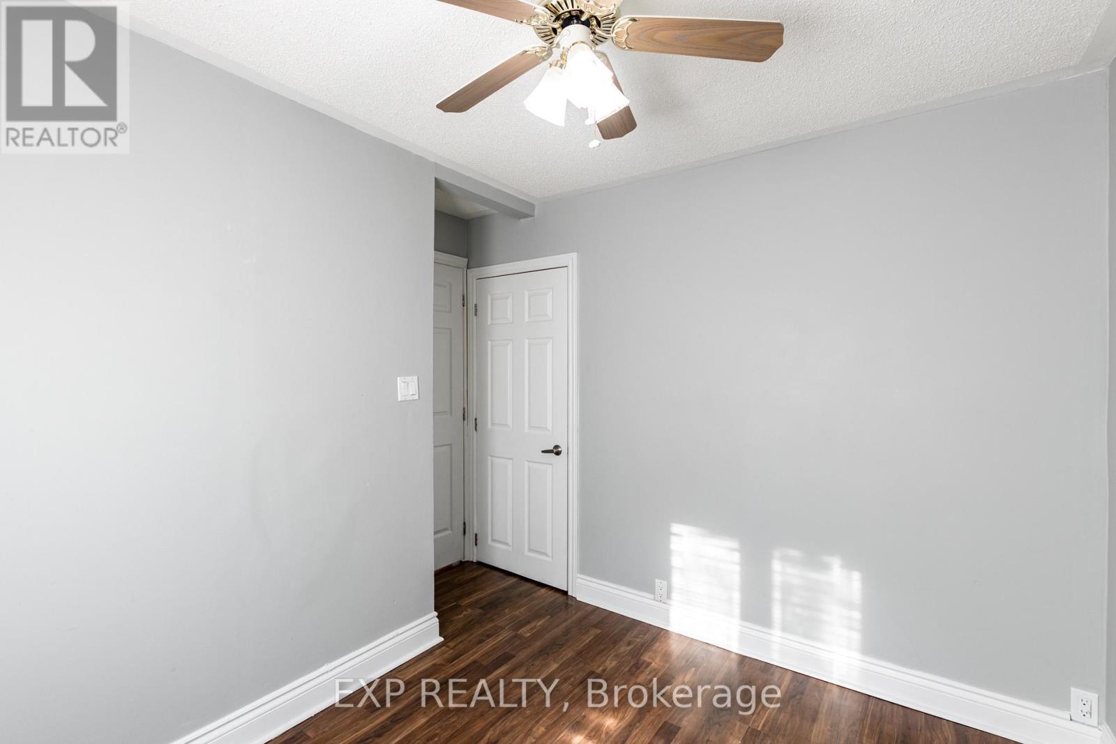 230 Pine Beach Drive, Georgina, Ontario L4P 2V5 - Photo 23 - N12523852