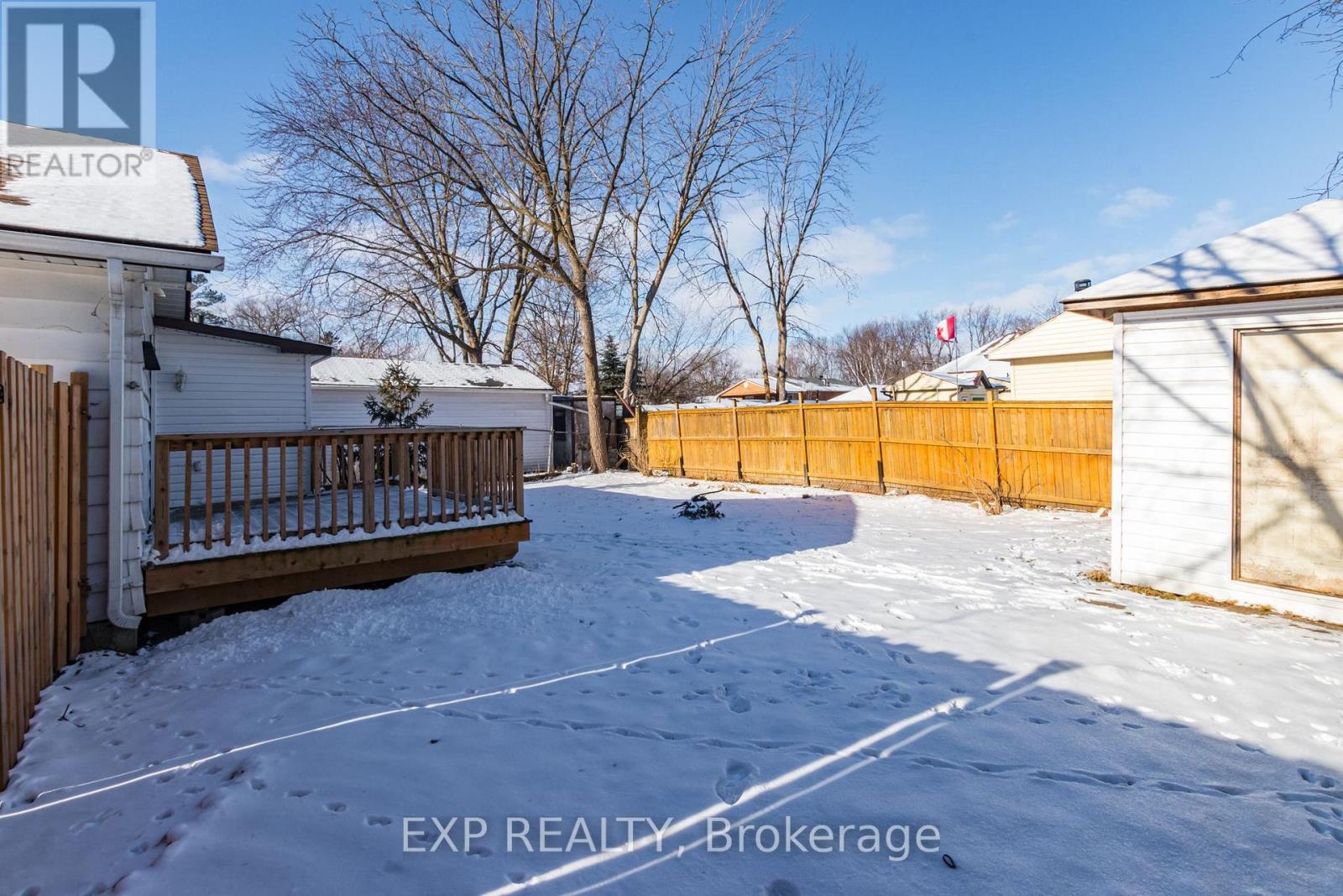 230 Pine Beach Drive, Georgina, Ontario L4P 2V5 - Photo 26 - N12523852