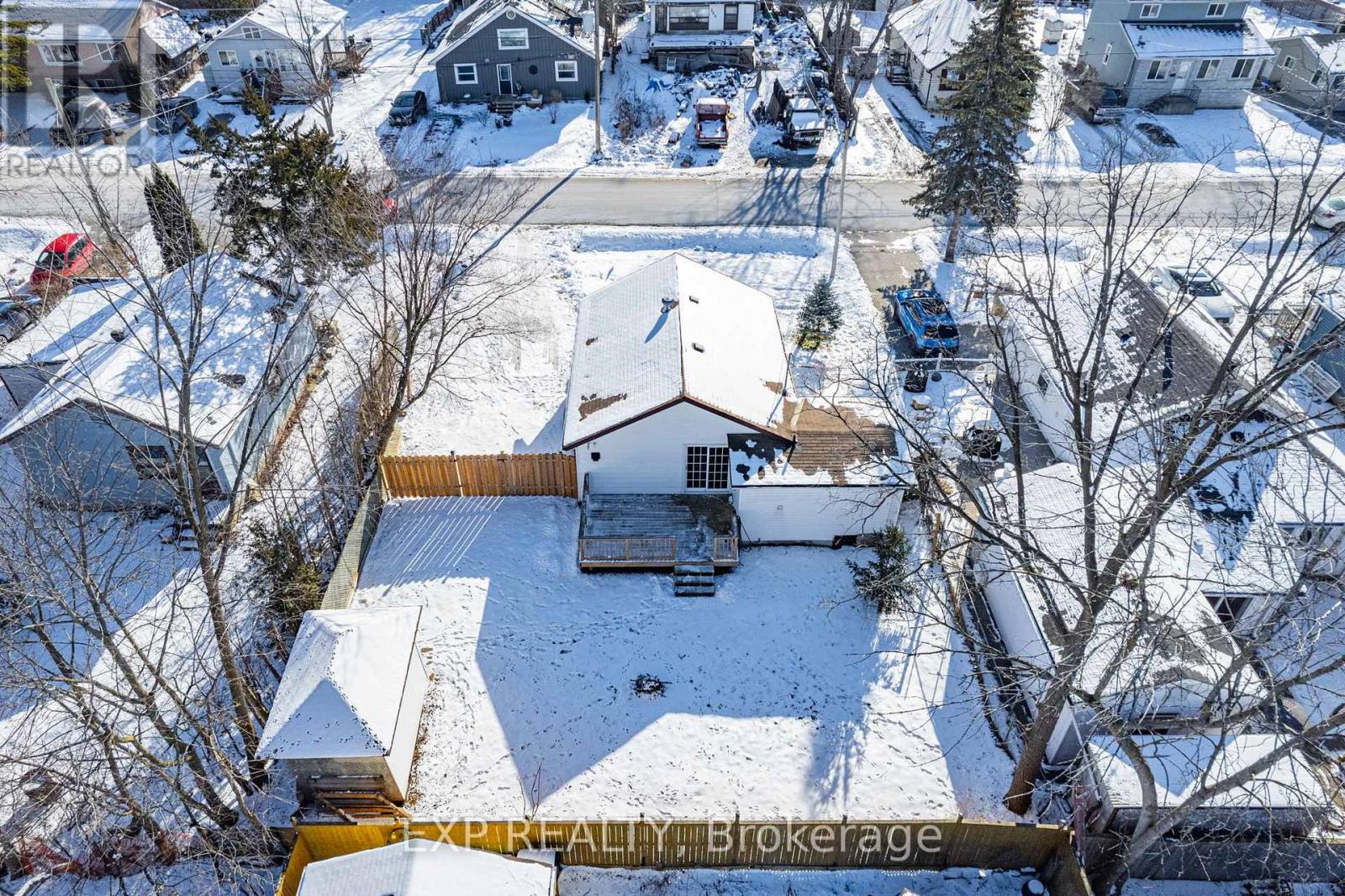 230 Pine Beach Drive, Georgina, Ontario L4P 2V5 - Photo 31 - N12523852