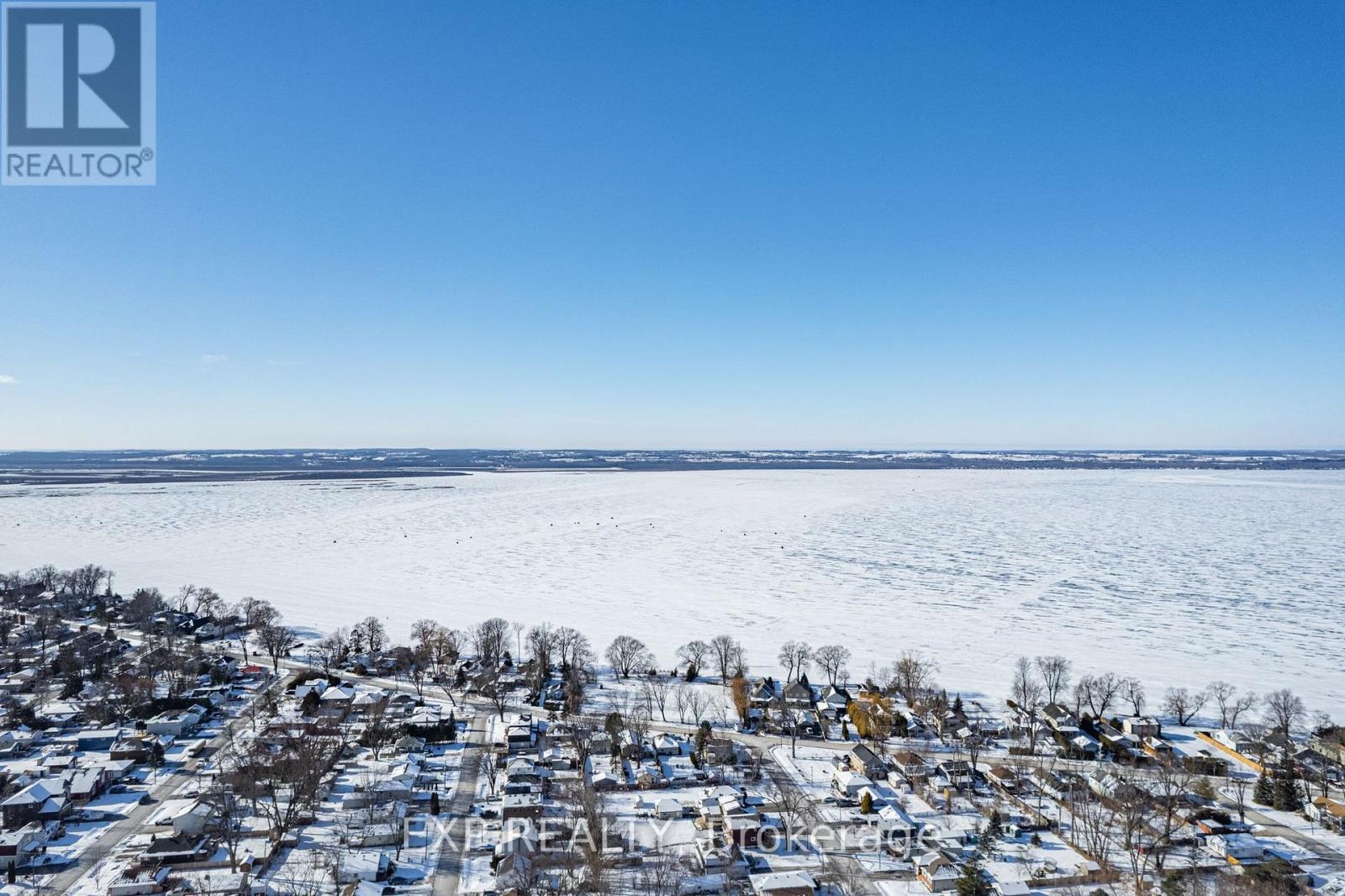 230 Pine Beach Drive, Georgina, Ontario L4P 2V5 - Photo 32 - N12523852