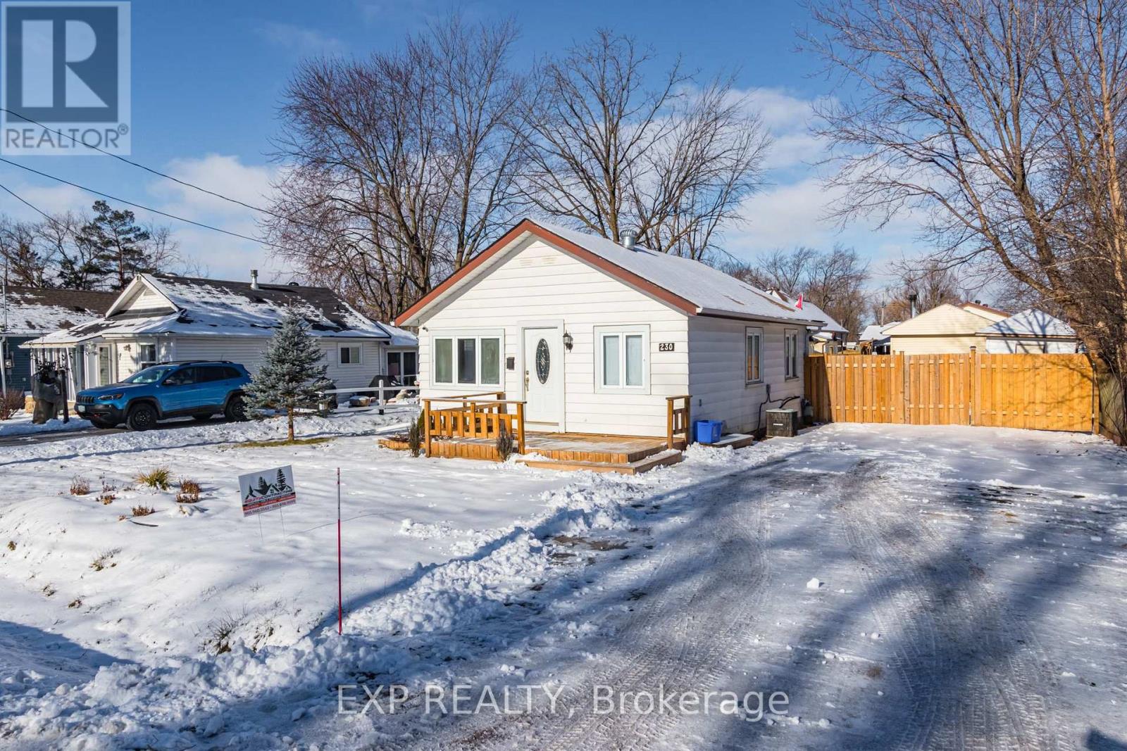 230 Pine Beach Drive, Georgina, Ontario L4P 2V5 - Photo 40 - N12523852