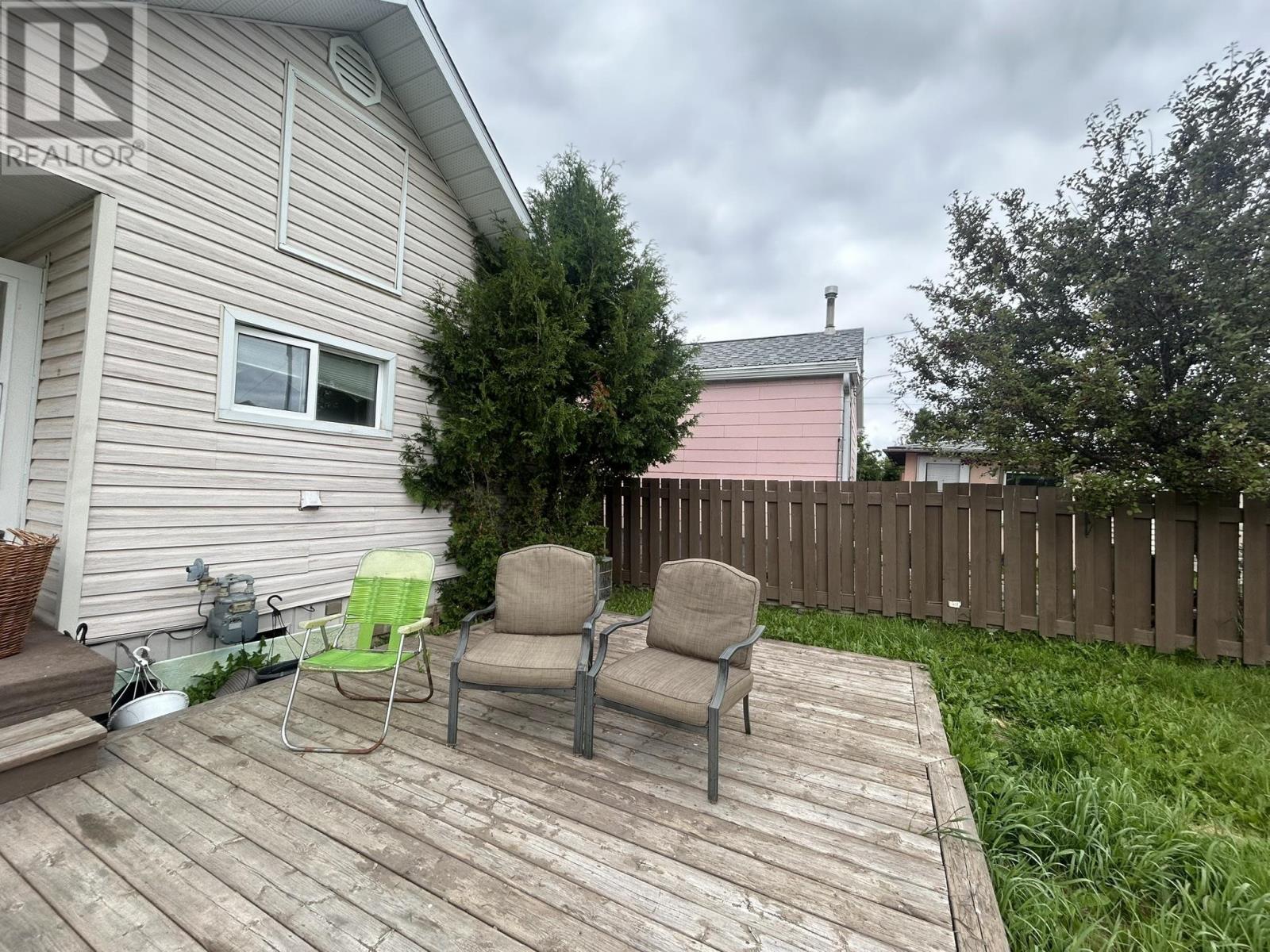 113 Burns St, Atikokan, Ontario  P0T 1C0 - Photo 14 - TB252623