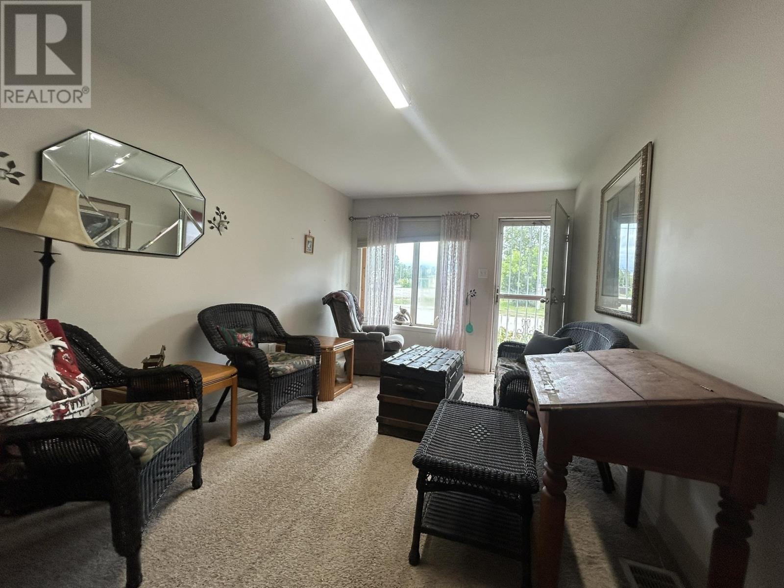 113 Burns St, Atikokan, Ontario  P0T 1C0 - Photo 3 - TB252623