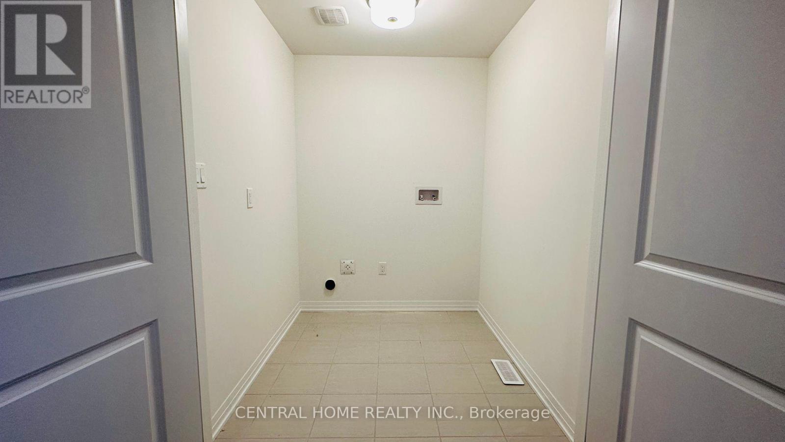 3773 Sunbank Crescent, Severn, Ontario  L3V 6H3 - Photo 10 - S12523854