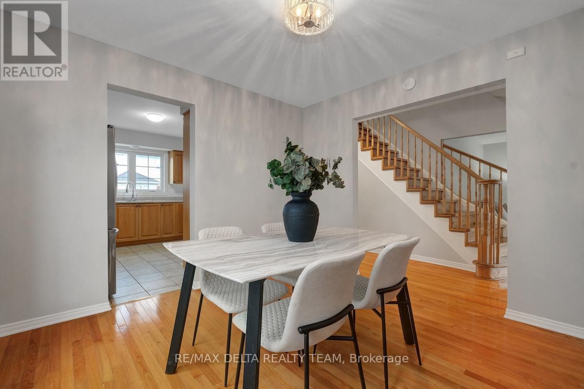 95 Tartan Drive, Ottawa, Ontario K2J 3V6 - Photo 12 - X12524144