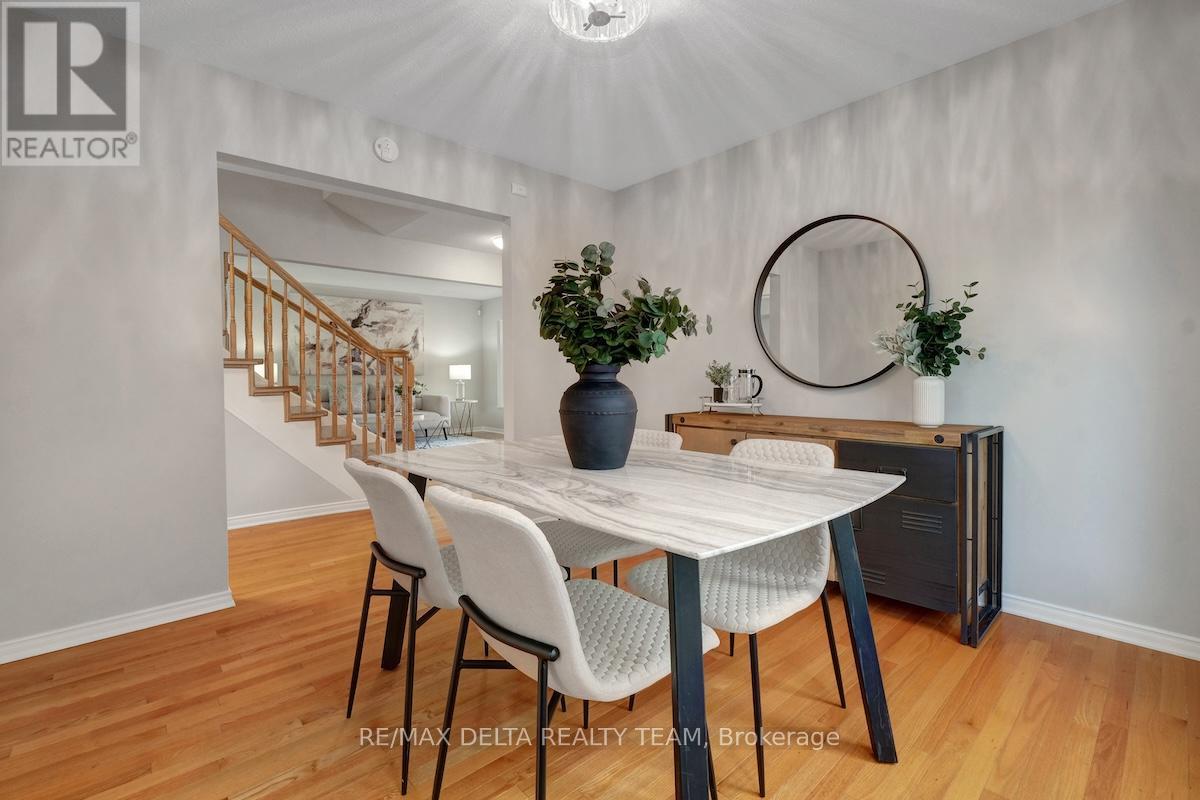 95 Tartan Drive, Ottawa, Ontario K2J 3V6 - Photo 13 - X12524144