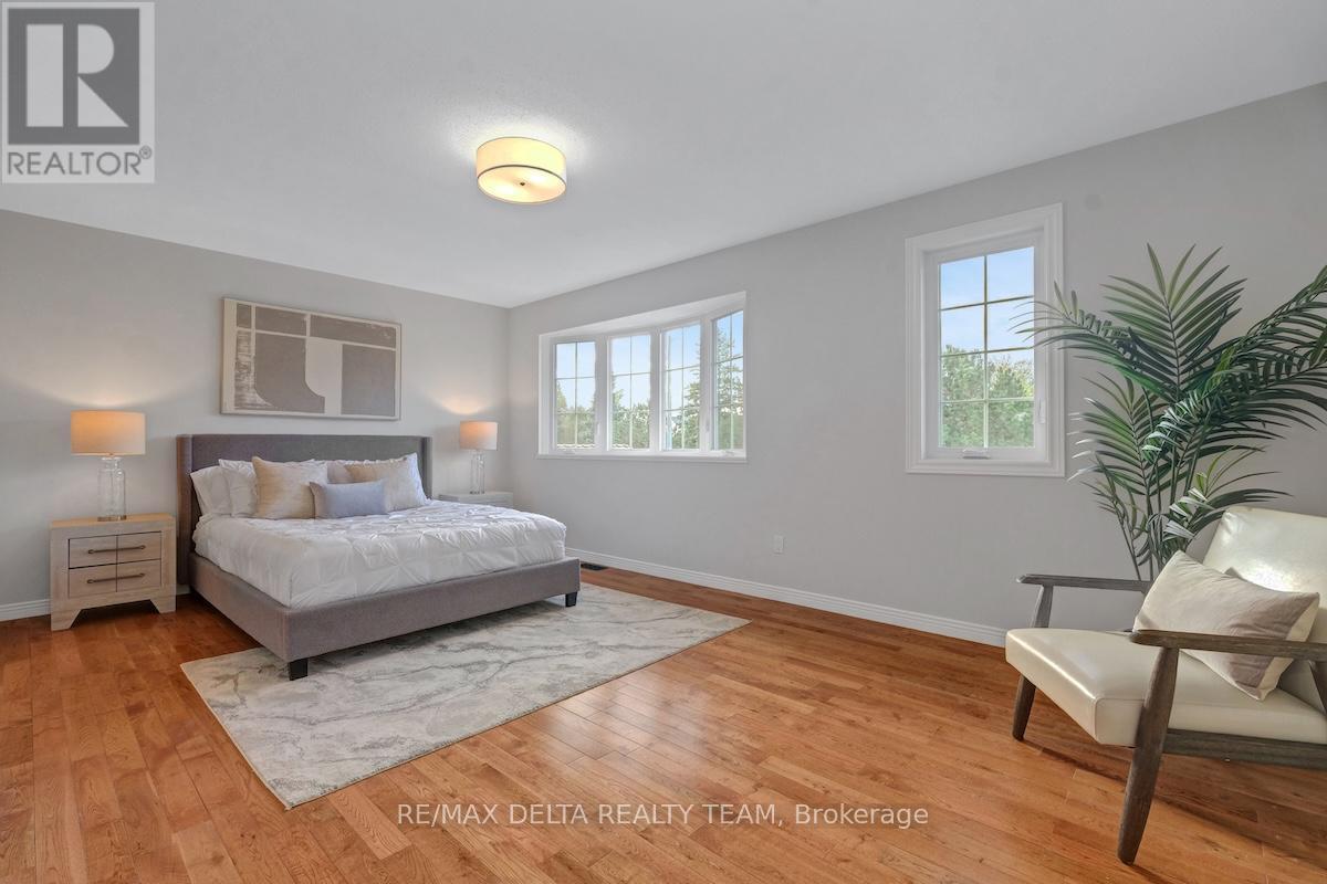 95 Tartan Drive, Ottawa, Ontario K2J 3V6 - Photo 27 - X12524144