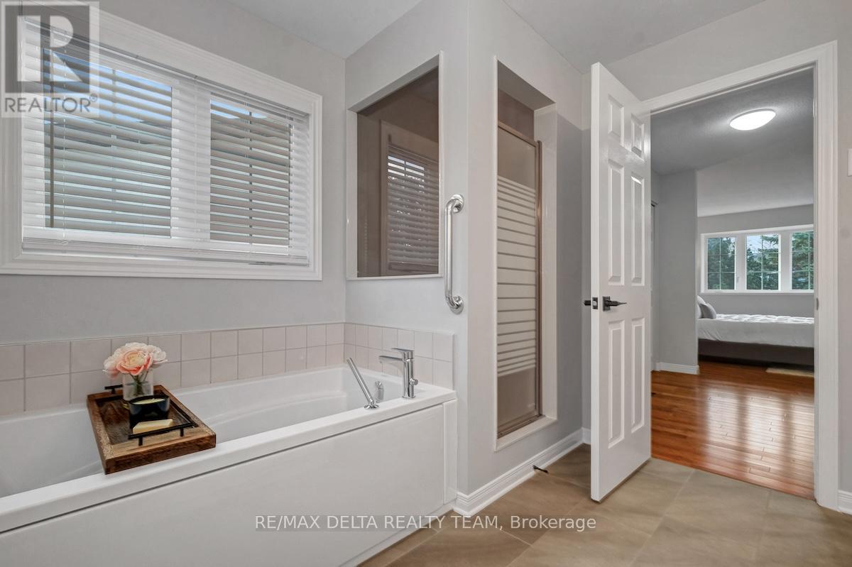 95 Tartan Drive, Ottawa, Ontario K2J 3V6 - Photo 32 - X12524144