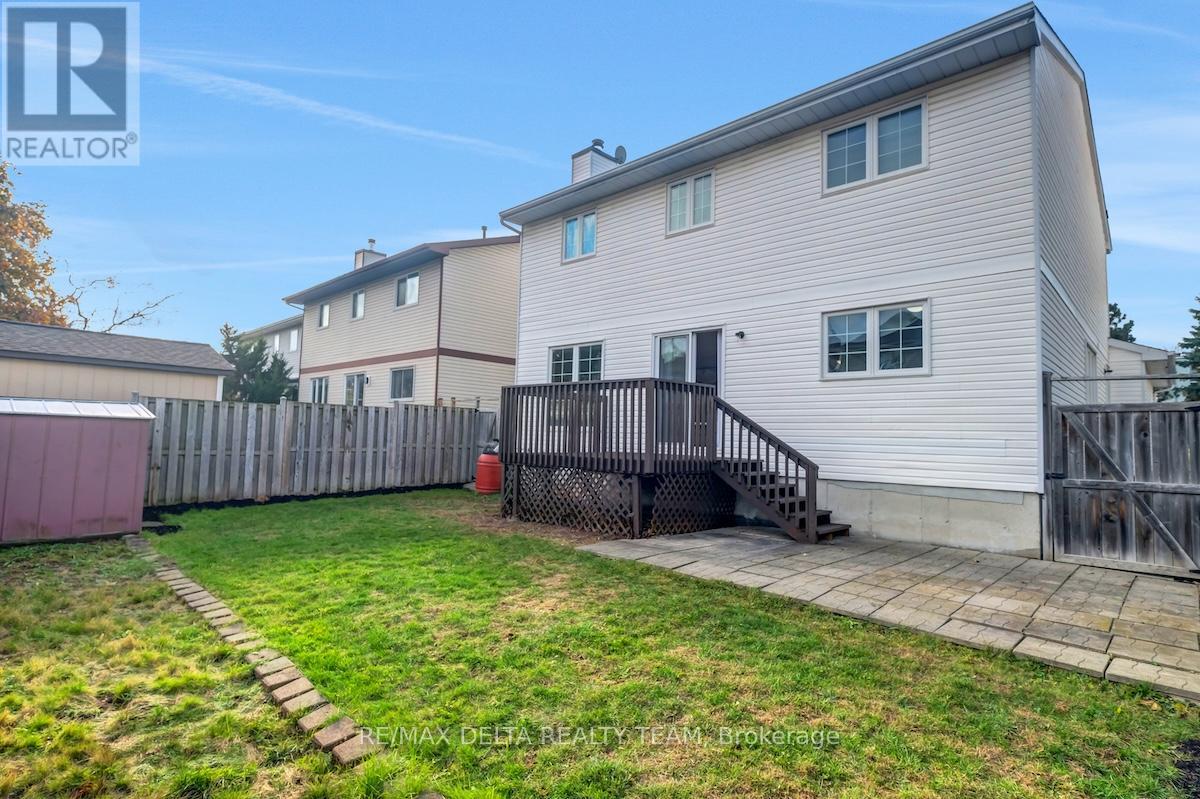 95 Tartan Drive, Ottawa, Ontario K2J 3V6 - Photo 41 - X12524144