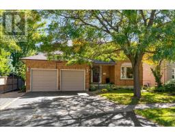 2938 MULBERRY DRIVE, Oakville, Ontario