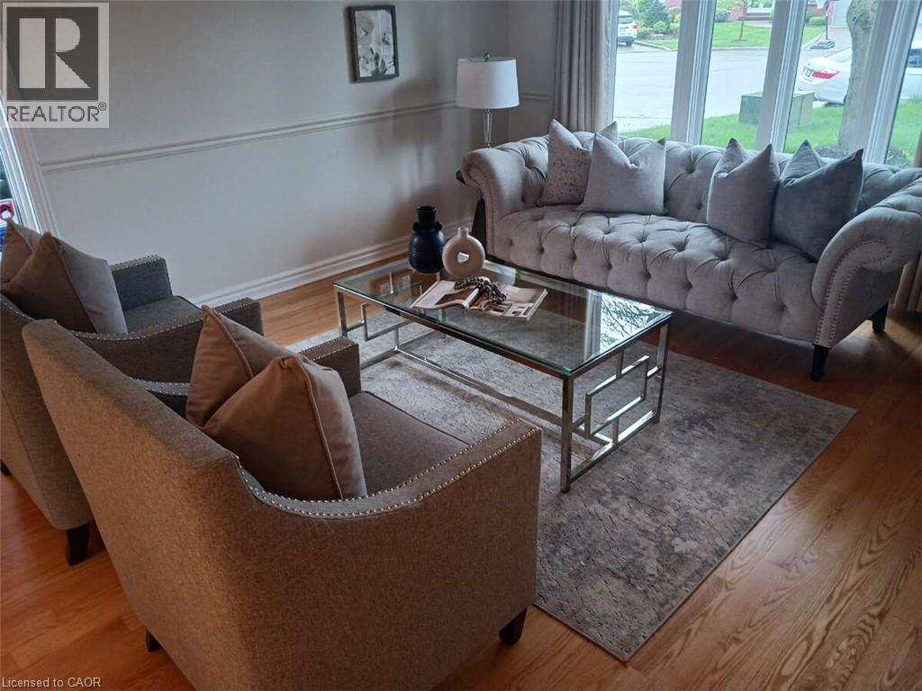 6 Mcarthur Heights, Brampton, Ontario  L6Z 3N3 - Photo 8 - 40786750