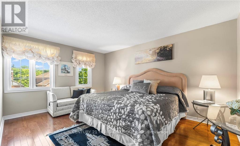 2010 Parklane Crescent, Burlington, Ontario  L7M 3V5 - Photo 23 - W12523840