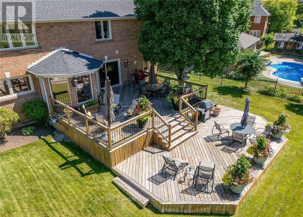 2010 Parklane Crescent, Burlington, Ontario  L7M 3V5 - Photo 38 - W12523840