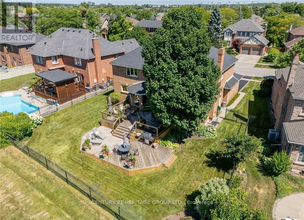 2010 Parklane Crescent, Burlington, Ontario  L7M 3V5 - Photo 40 - W12523840