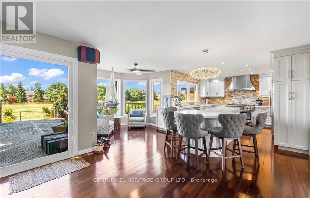 2010 Parklane Crescent, Burlington, Ontario  L7M 3V5 - Photo 8 - W12523840