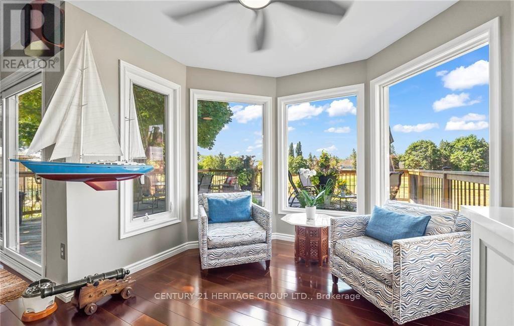 2010 Parklane Crescent, Burlington, Ontario  L7M 3V5 - Photo 9 - W12523840