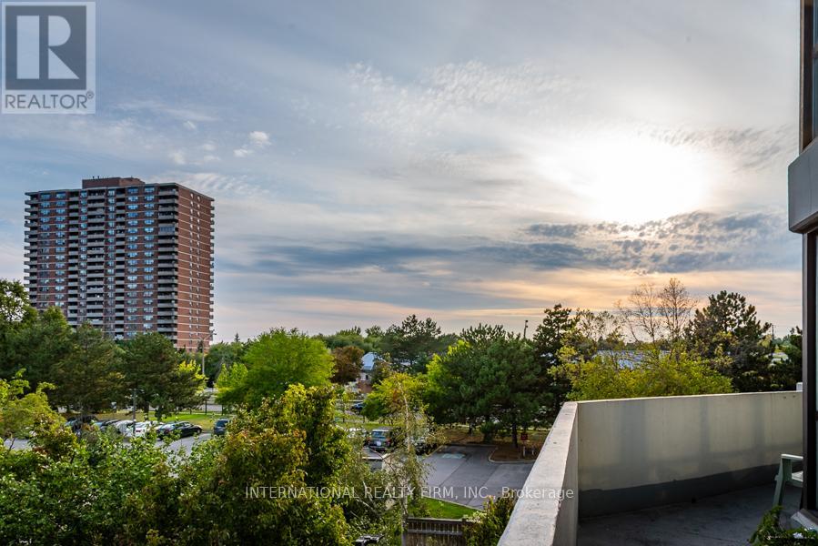 306 - 1 Rowntree Rd Road, Toronto, Ontario  M9V 5G7 - Photo 14 - W12523844