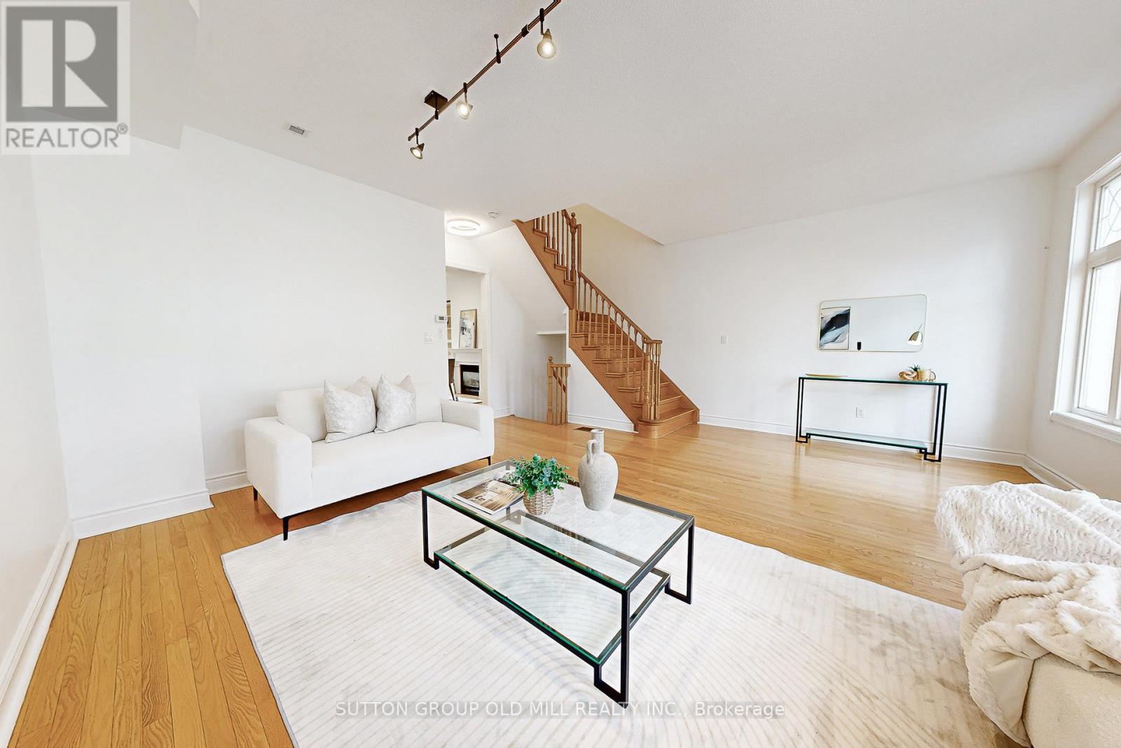 29 Yachters Lane, Toronto, Ontario  M8V 4C5 - Photo 15 - W12523858