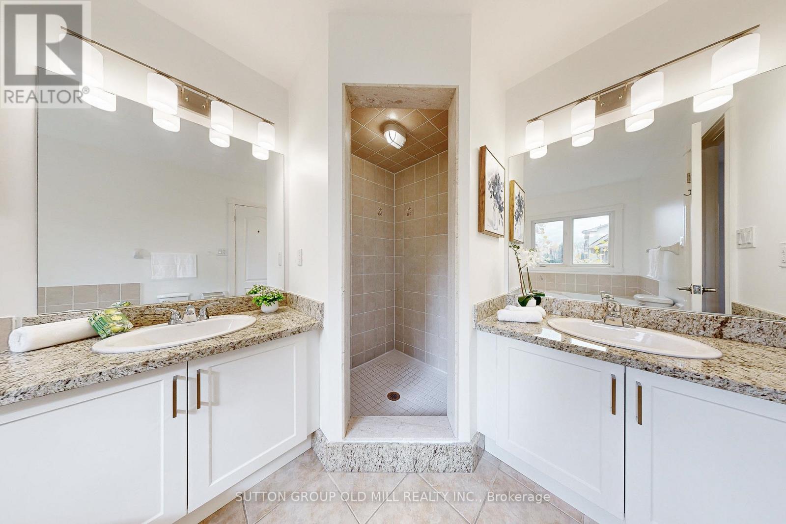 29 Yachters Lane, Toronto, Ontario  M8V 4C5 - Photo 27 - W12523858