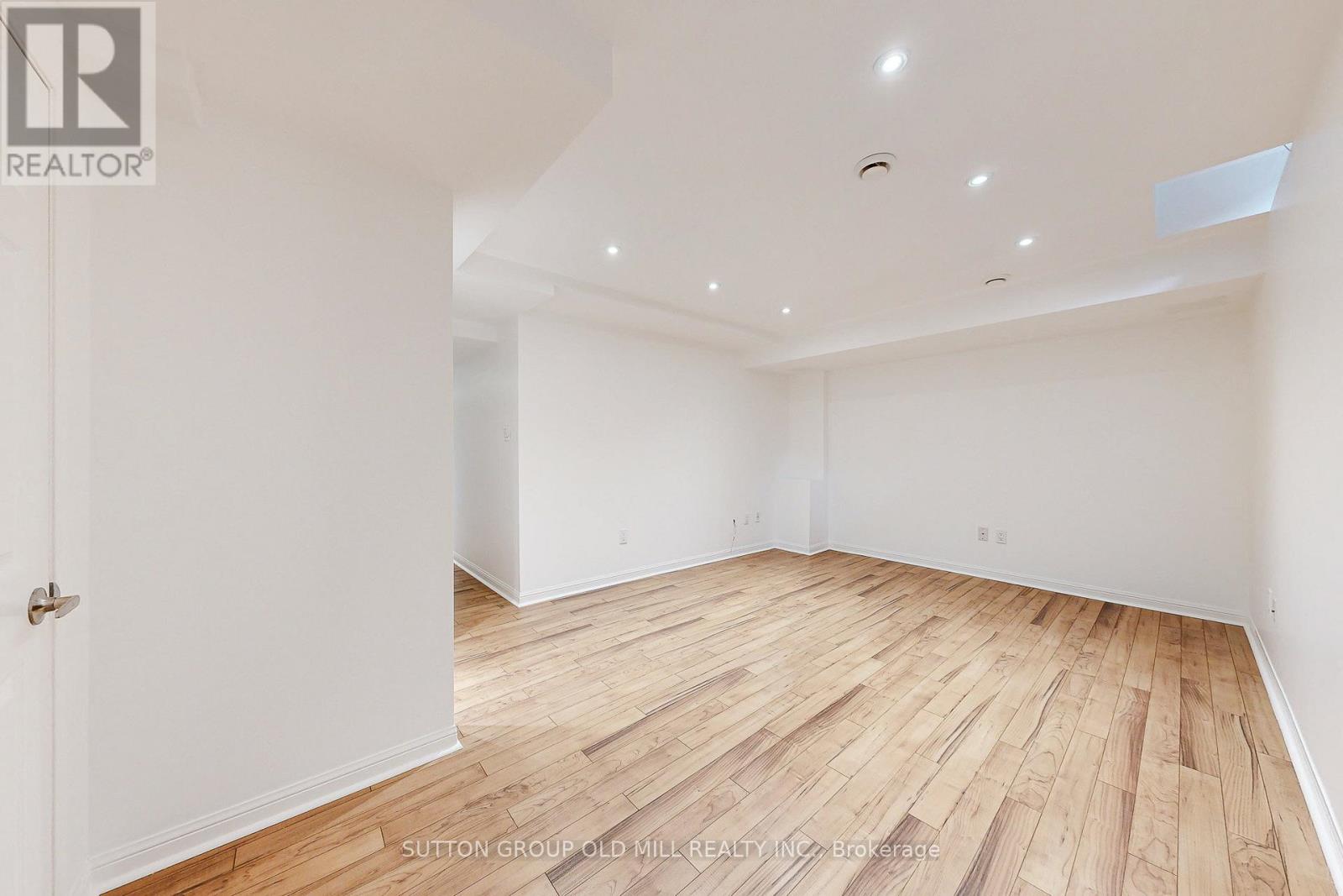 29 Yachters Lane, Toronto, Ontario  M8V 4C5 - Photo 34 - W12523858