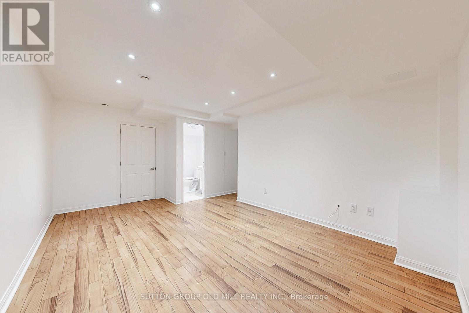 29 Yachters Lane, Toronto, Ontario  M8V 4C5 - Photo 35 - W12523858