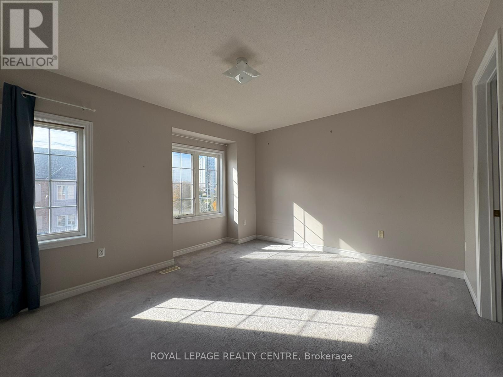 5 - 1128 Dundas Street W, Mississauga, Ontario  L5C 1E1 - Photo 35 - W12523860