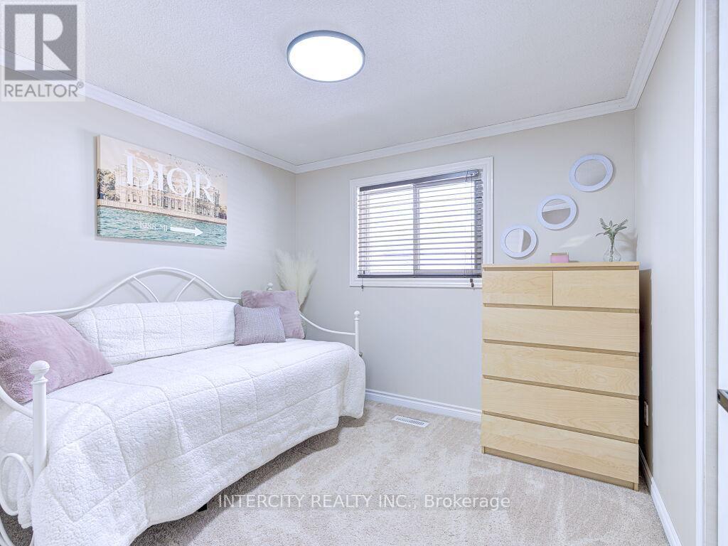 841 Coulson Avenue, Milton, Ontario  L9T 4K3 - Photo 26 - W12523892