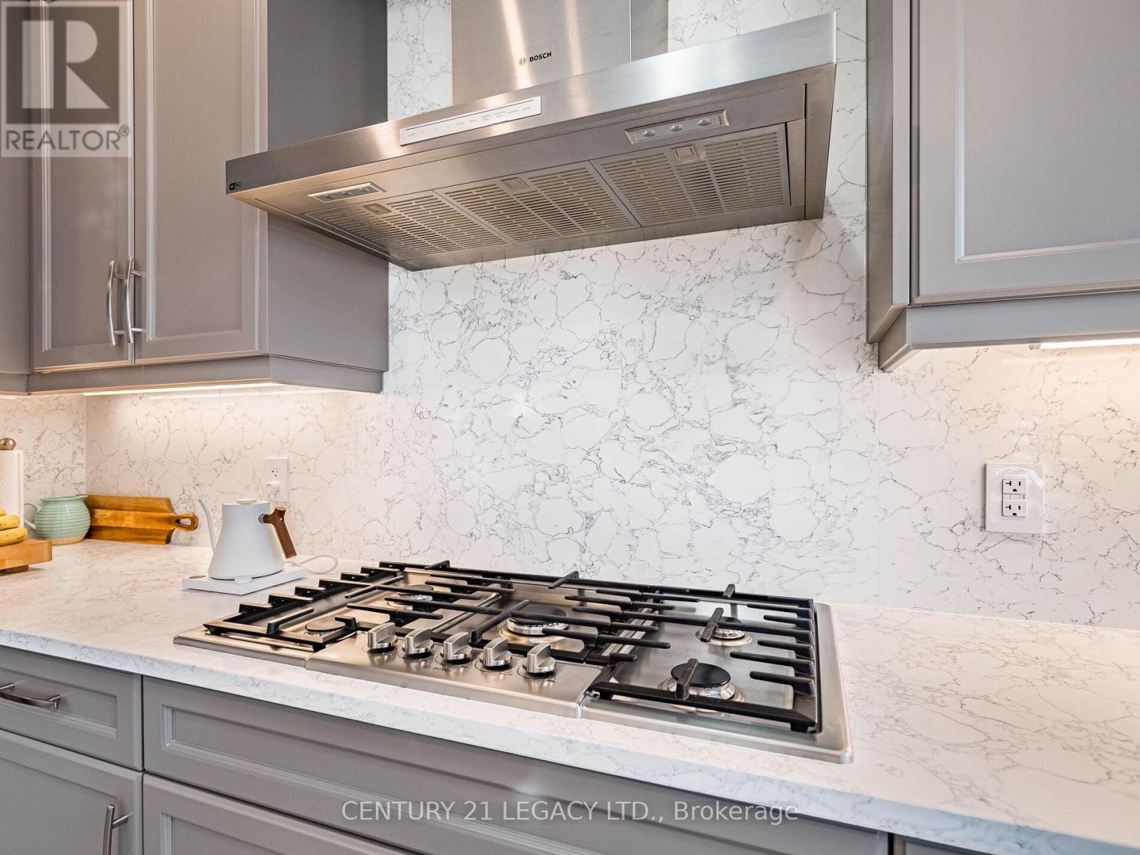 21 Goodview Drive, Brampton, Ontario  L6R 4C3 - Photo 26 - W12523922