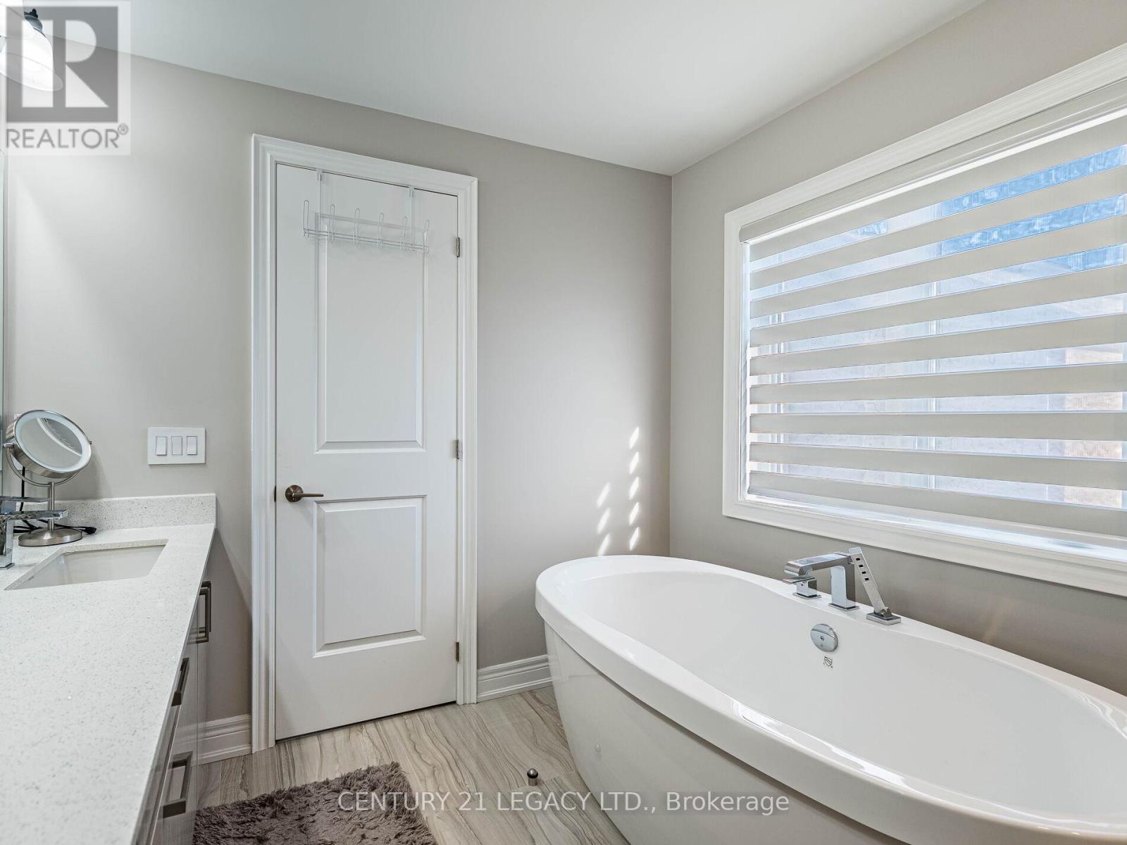 21 Goodview Drive, Brampton, Ontario  L6R 4C3 - Photo 38 - W12523922