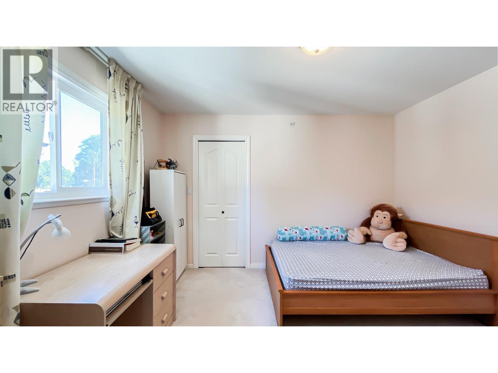 2802 E 45th Avenue, Vancouver, British Columbia  V5R 3C4 - Photo 17 - R3031190