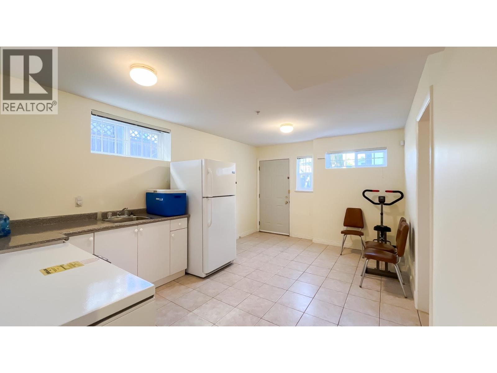 2802 E 45th Avenue, Vancouver, British Columbia  V5R 3C4 - Photo 22 - R3031190