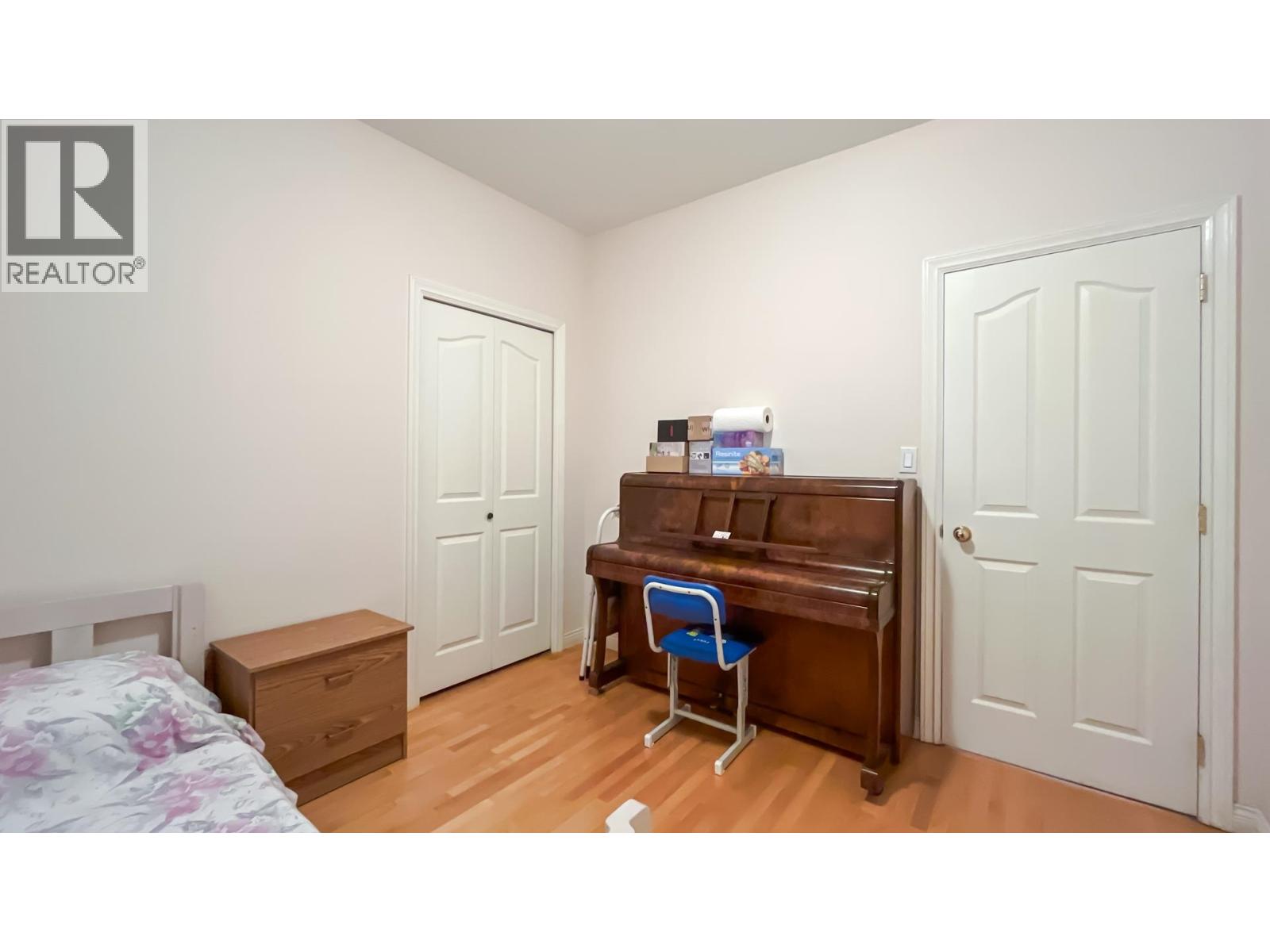 2802 E 45th Avenue, Vancouver, British Columbia  V5R 3C4 - Photo 13 - R3031190