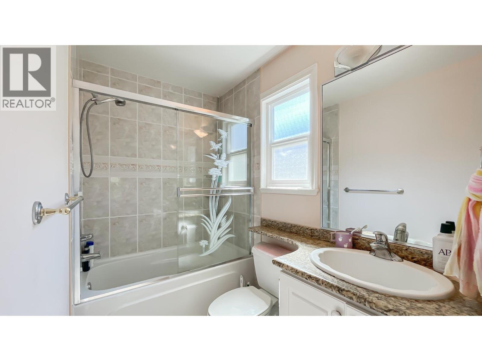 2802 E 45th Avenue, Vancouver, British Columbia  V5R 3C4 - Photo 20 - R3031190