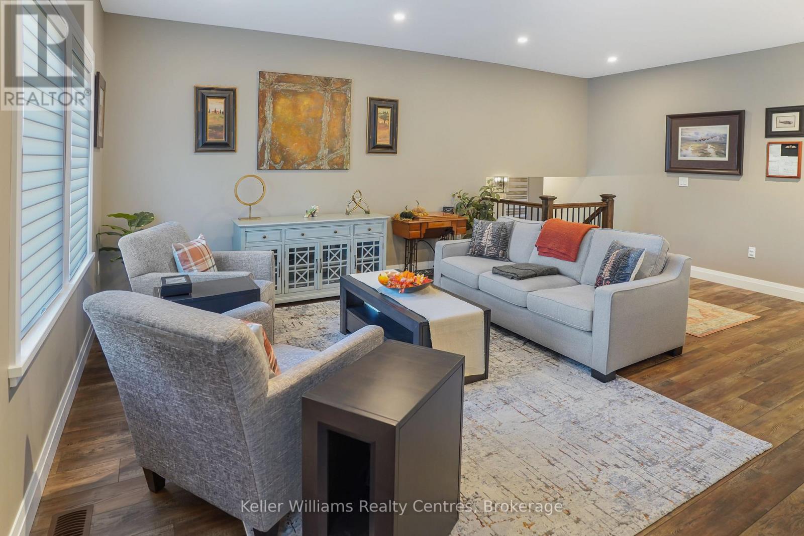 18 Telford Street, South Bruce Peninsula, Ontario  N0H 2T0 - Photo 10 - X12523944