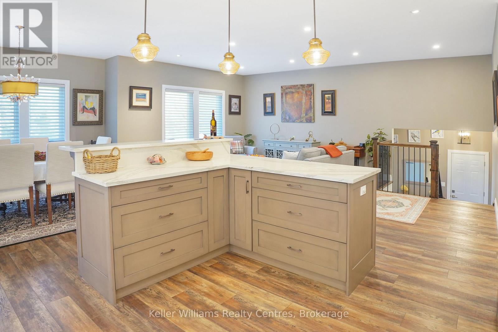 18 Telford Street, South Bruce Peninsula, Ontario  N0H 2T0 - Photo 15 - X12523944