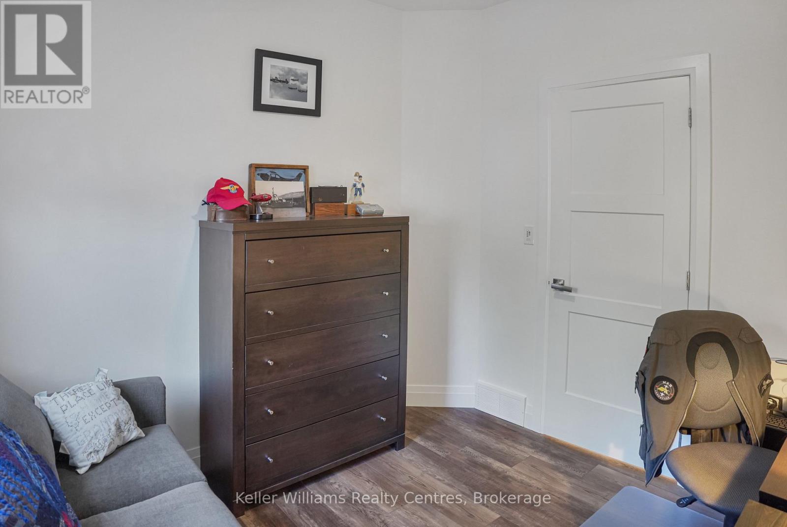 18 Telford Street, South Bruce Peninsula, Ontario  N0H 2T0 - Photo 22 - X12523944