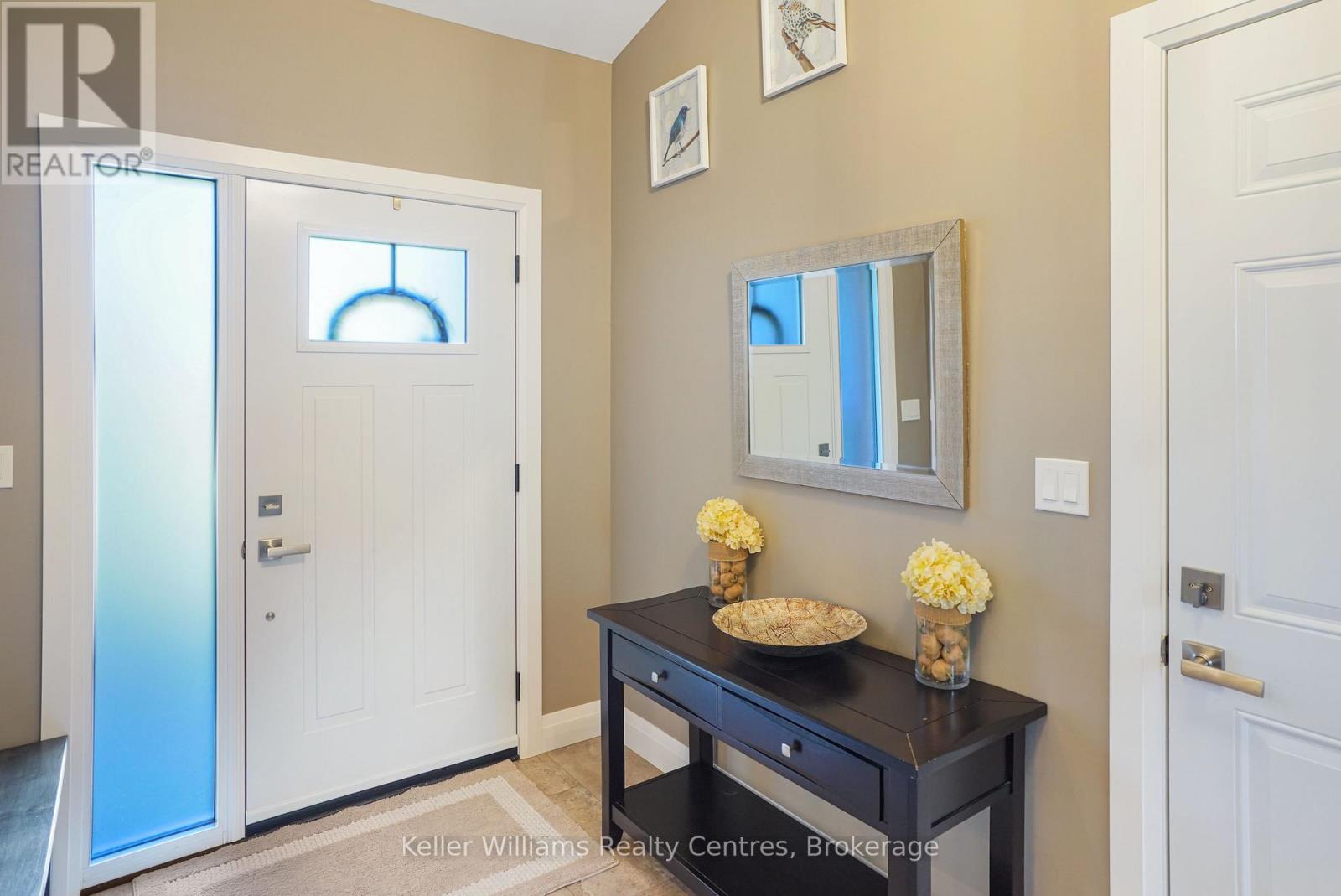 18 Telford Street, South Bruce Peninsula, Ontario  N0H 2T0 - Photo 7 - X12523944