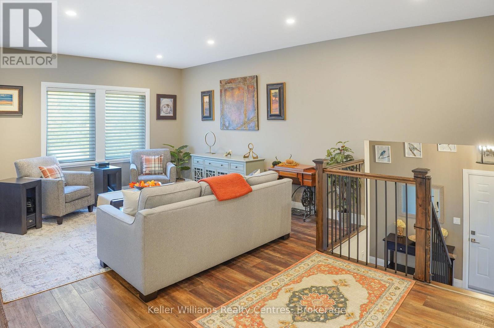 18 Telford Street, South Bruce Peninsula, Ontario  N0H 2T0 - Photo 9 - X12523944