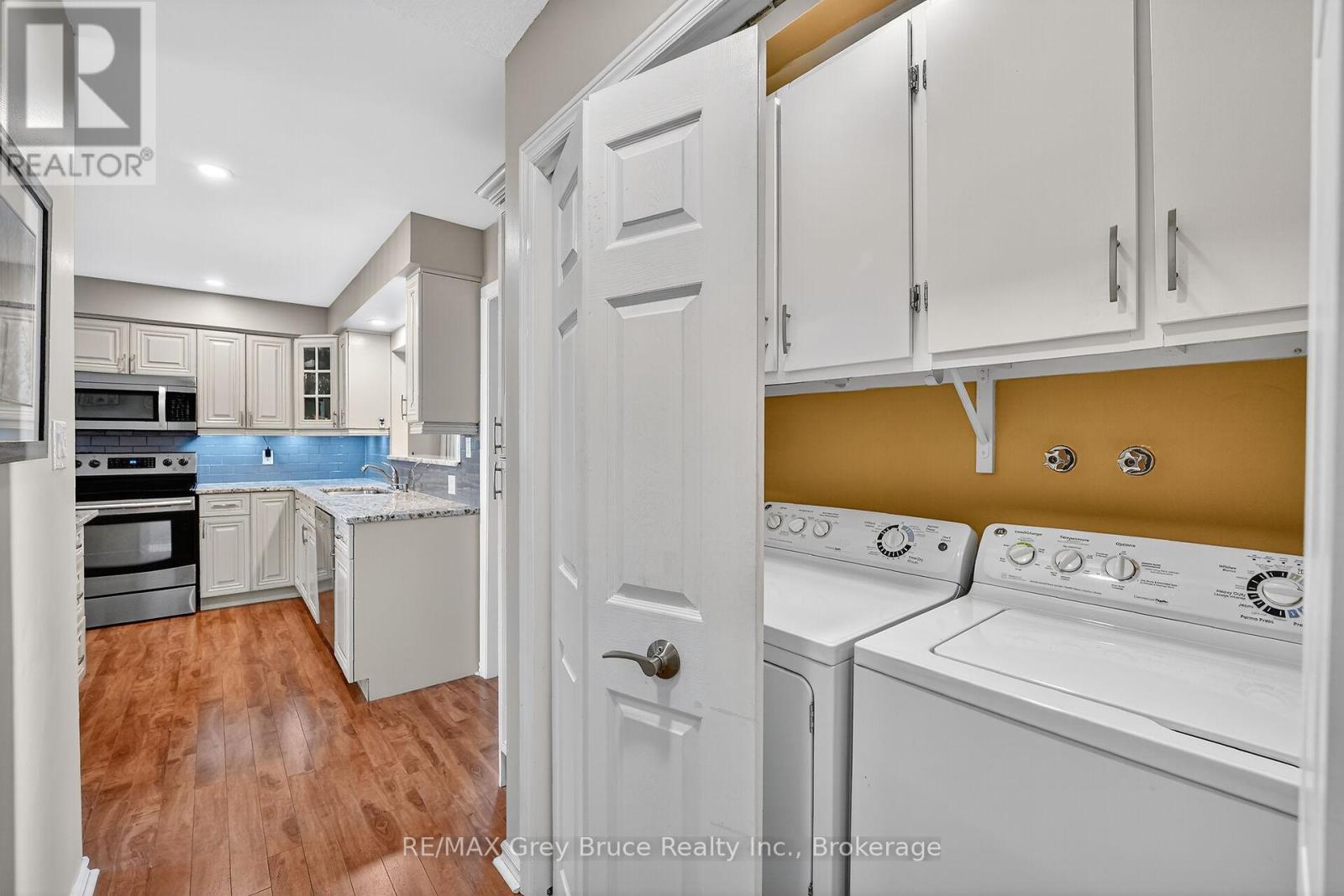 10 - 2720 Mewburn Road, Niagara Falls, Ontario  L2J 4J5 - Photo 12 - X12524066